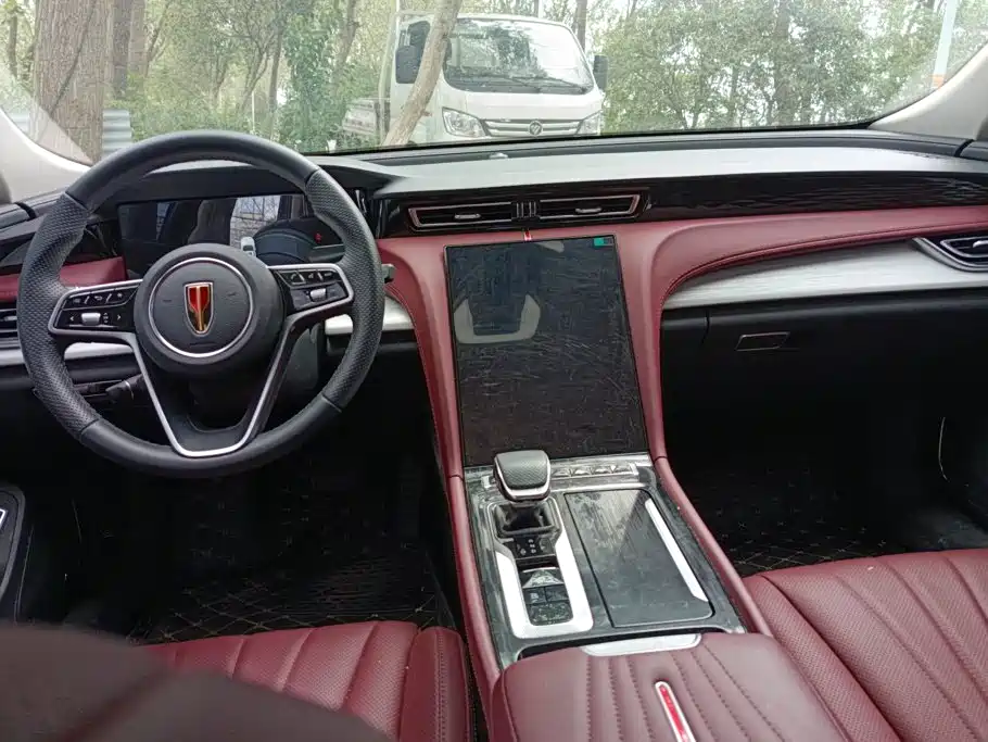 Hongqi Hongqi H5 — миниатюра 12