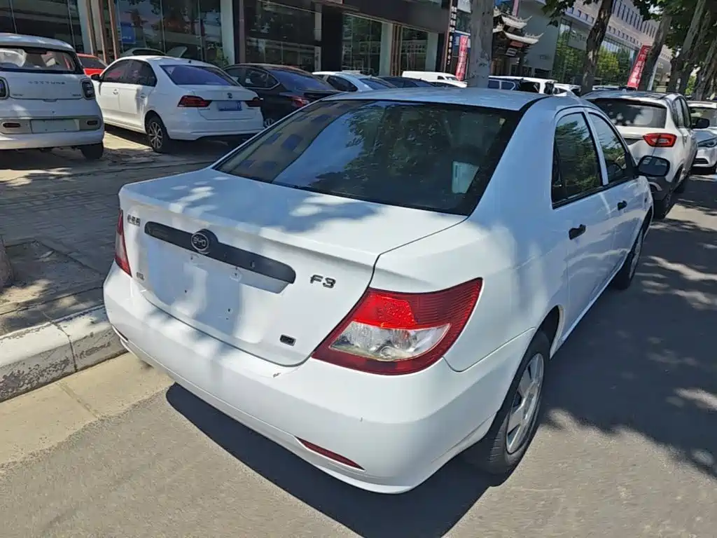 BYD F3 — миниатюра 7