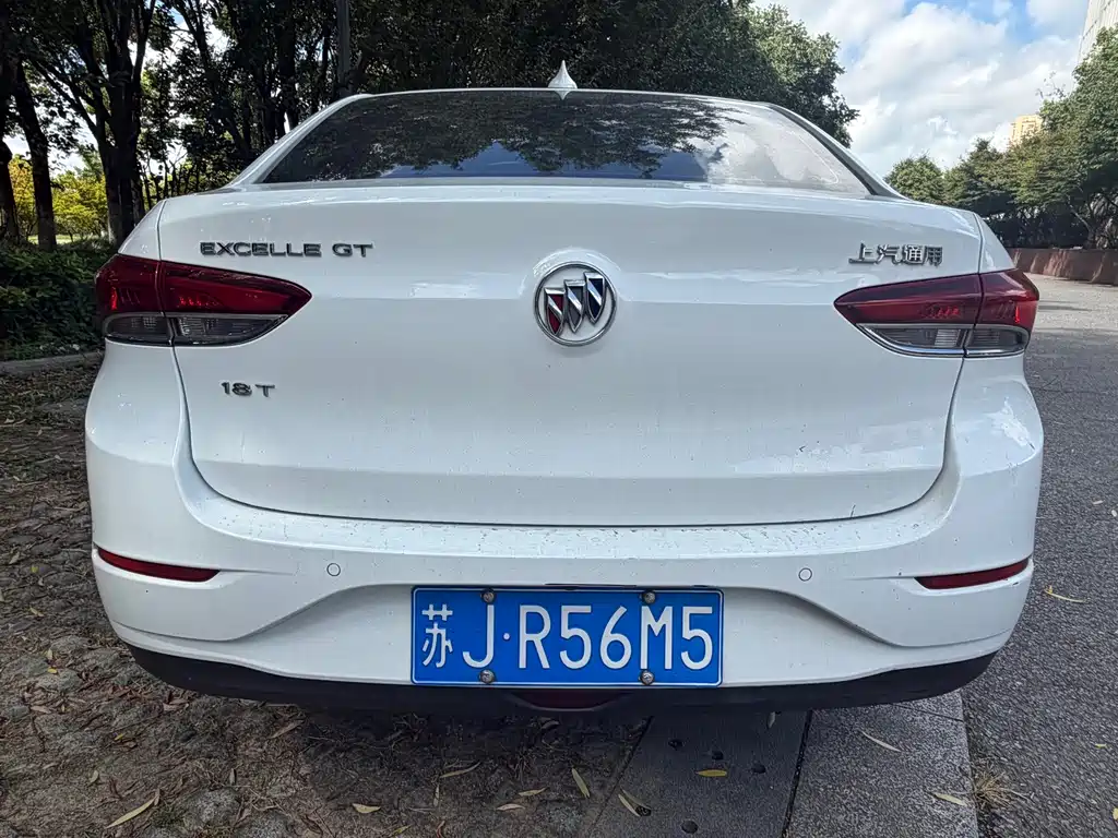 Buick Excelle — миниатюра 4