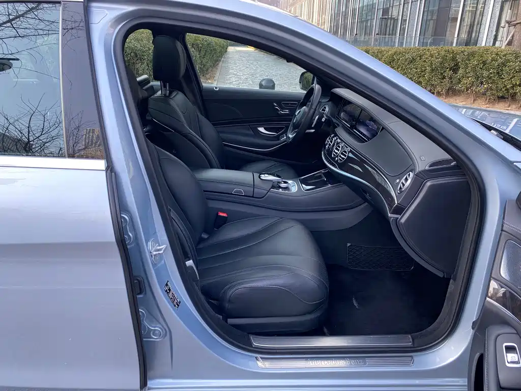 MERCEDES-BENZ S CLASS