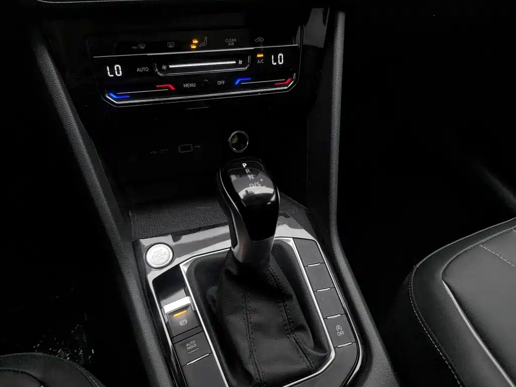 Volkswagen Tiguan L — миниатюра 13
