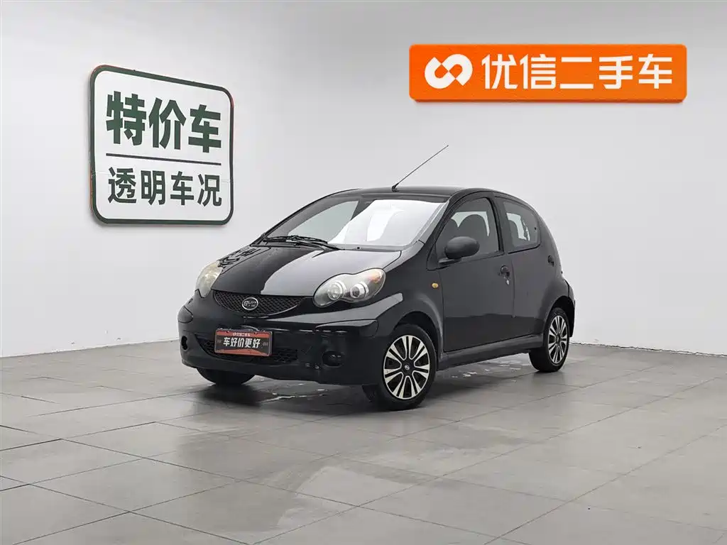 Byd F0 2013