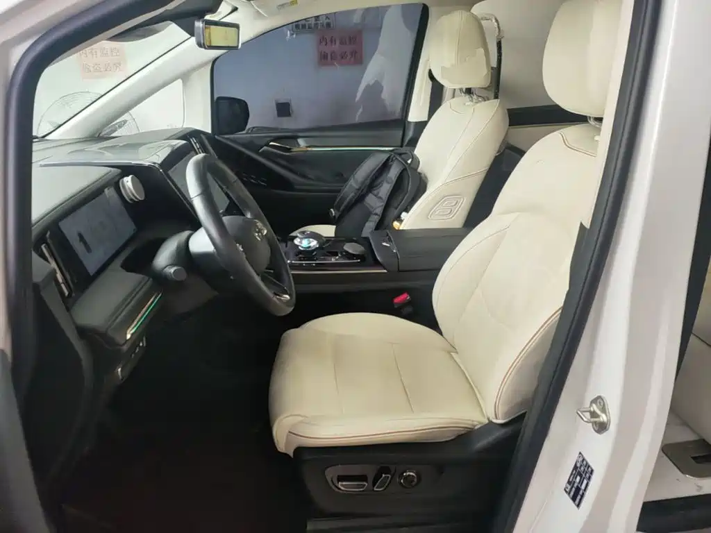 GAC Motor Trumpchi E9 — миниатюра 15