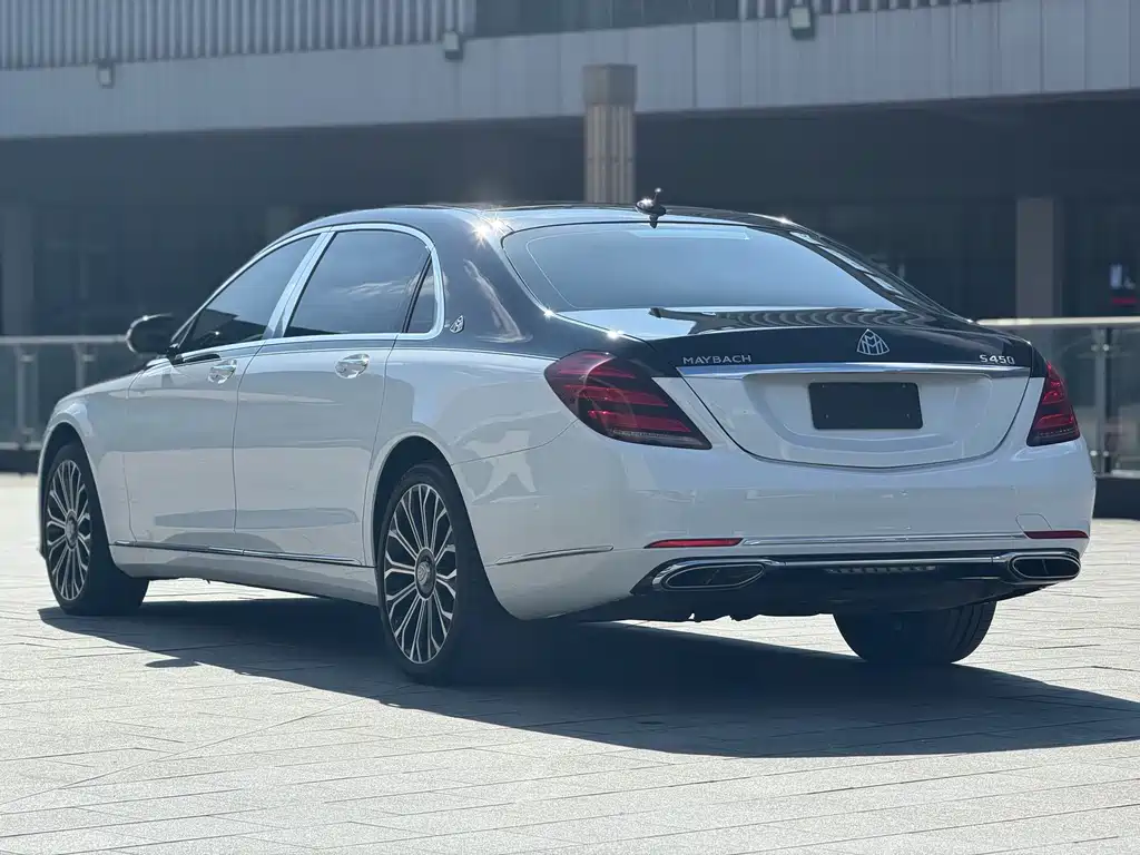 Mercedes-Benz S-Class — миниатюра 21