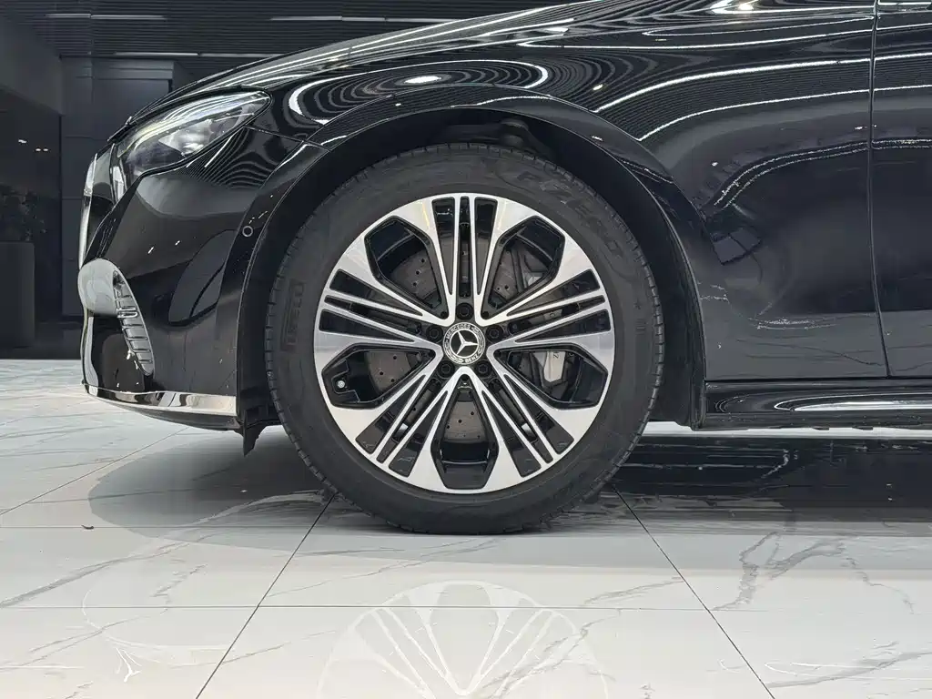 Mercedes-Benz E-Class New Energy — миниатюра 13