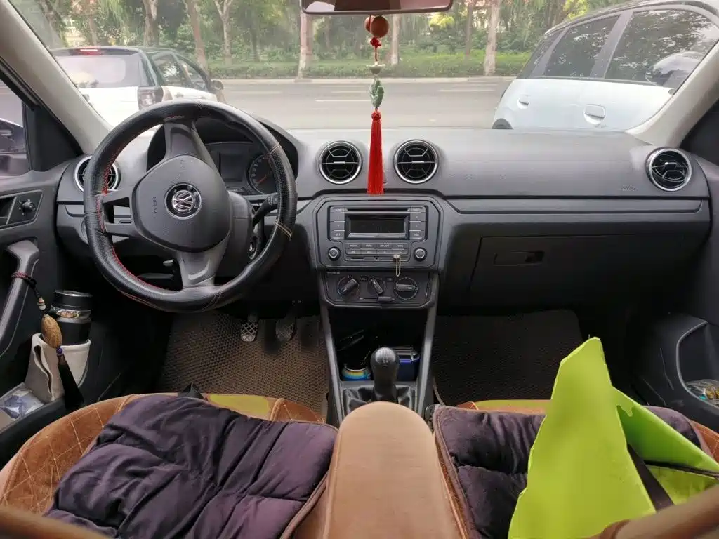 Volkswagen Jetta — миниатюра 5