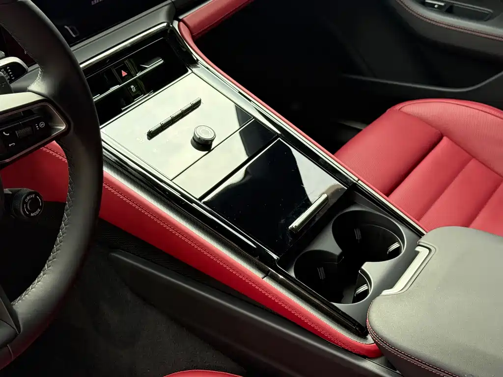 Porsche Panamera — миниатюра 12