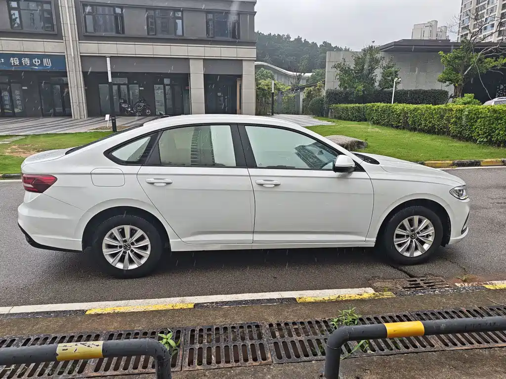 Volkswagen Lavida — миниатюра 8