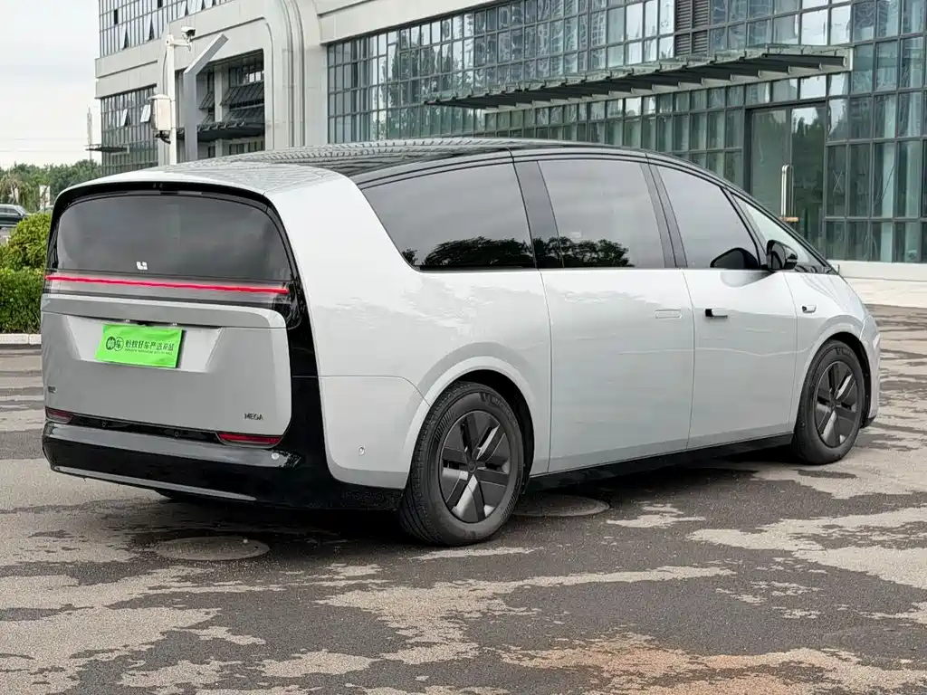 Li Auto Li MEGA — миниатюра 6