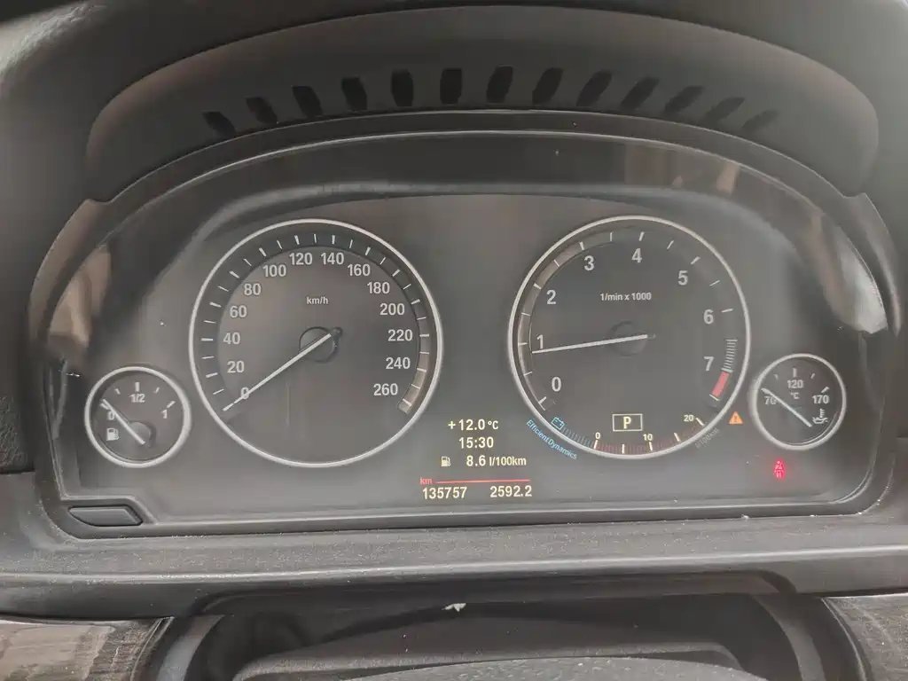 BMW 5 Series — миниатюра 4