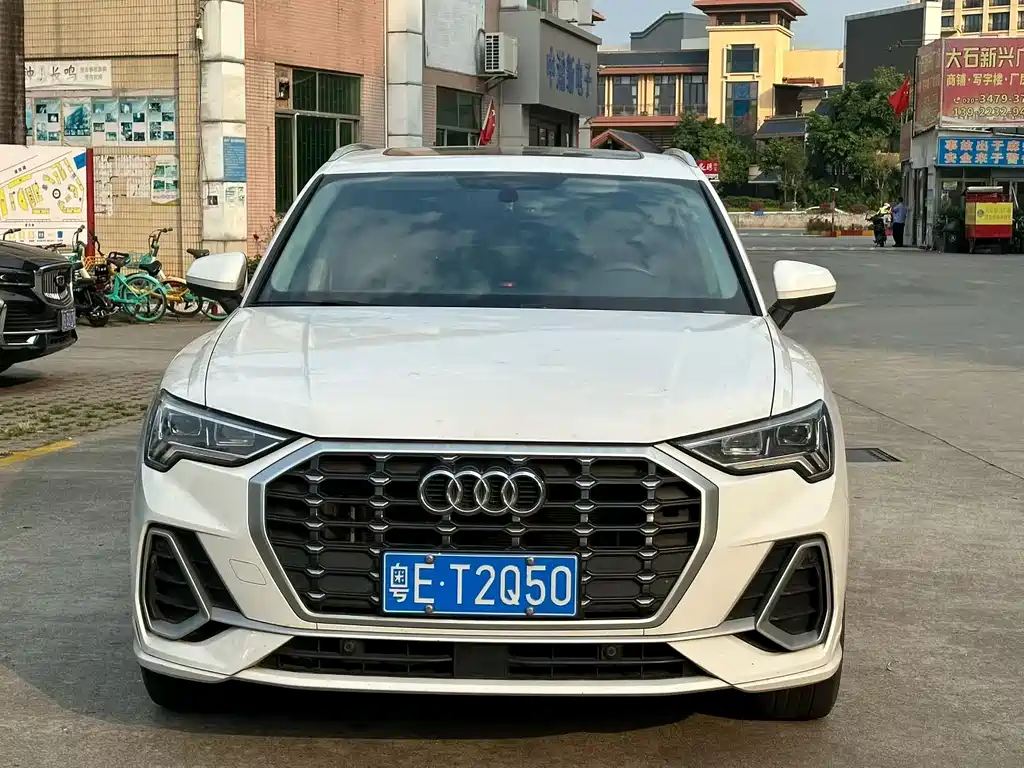 Audi Q3 2021