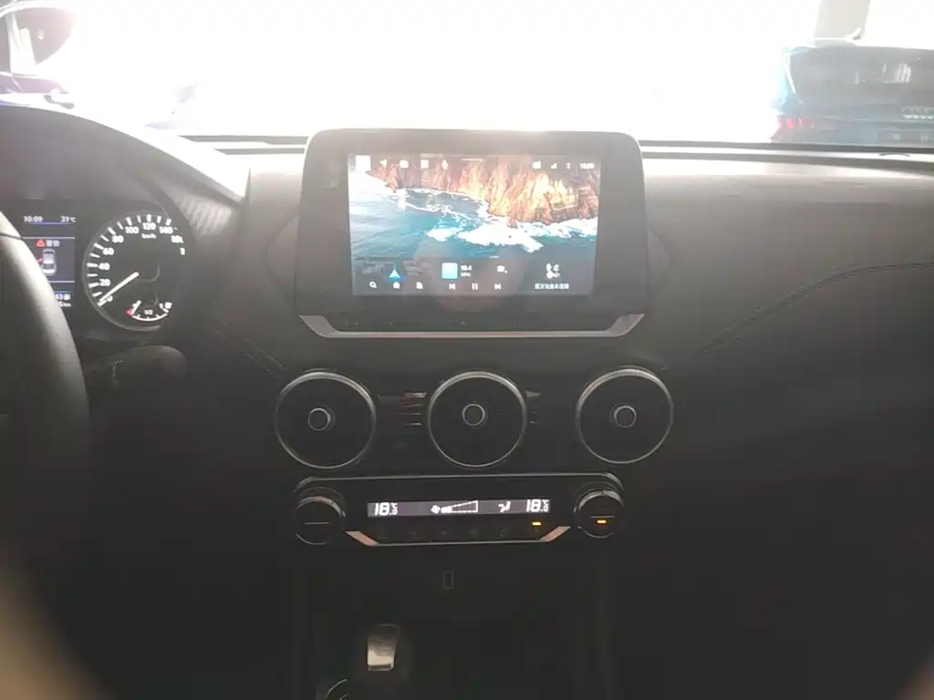 Nissan Sylphy — миниатюра 9