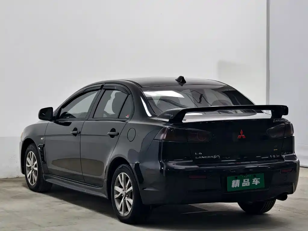 Mitsubishi Lancer EX — миниатюра 6