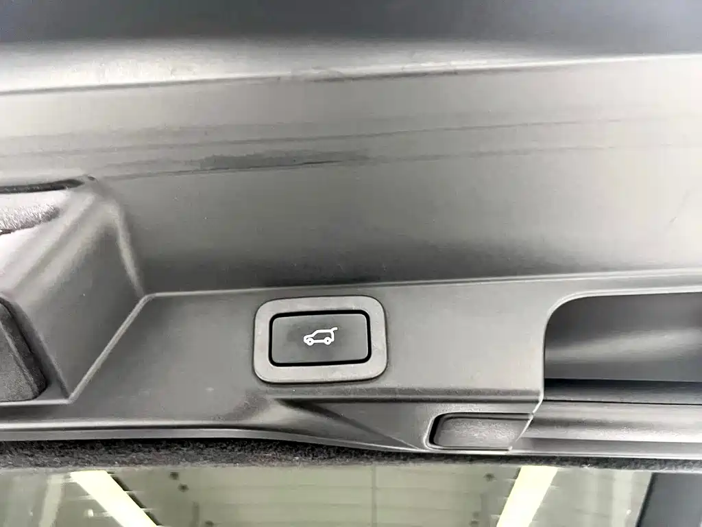 Land Rover Sport — миниатюра 21