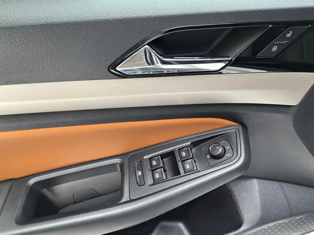 Volkswagen Bora — миниатюра 13