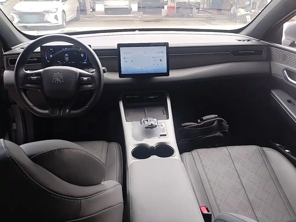 BYD Qin PLUS — миниатюра 10