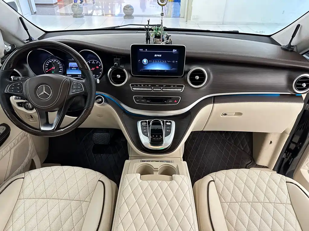 Mercedes-Benz 奔驰V级(进口) — миниатюра 17