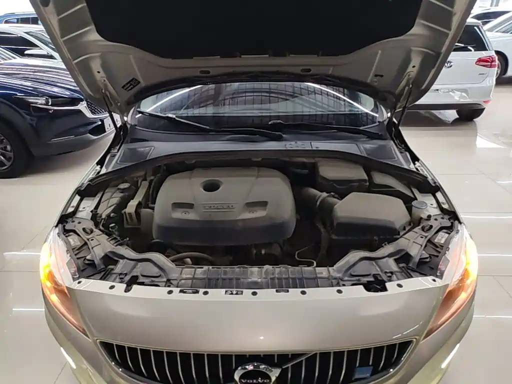 Volvo S60 — миниатюра 20