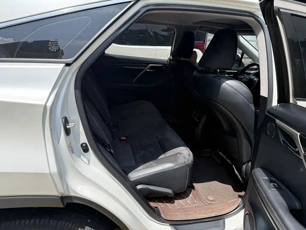 Lexus RX — миниатюра 10