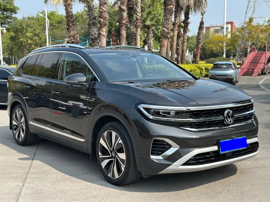 Volkswagen Viloran 2022 380TSI Luxury Pro 6 мест