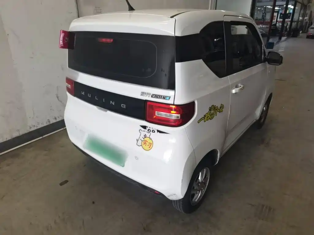 Wuling MINIEV — миниатюра 7