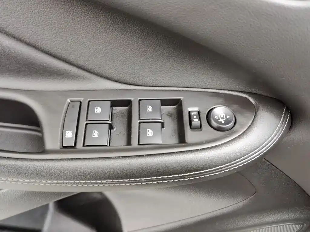 Buick Envision Plus — миниатюра 9