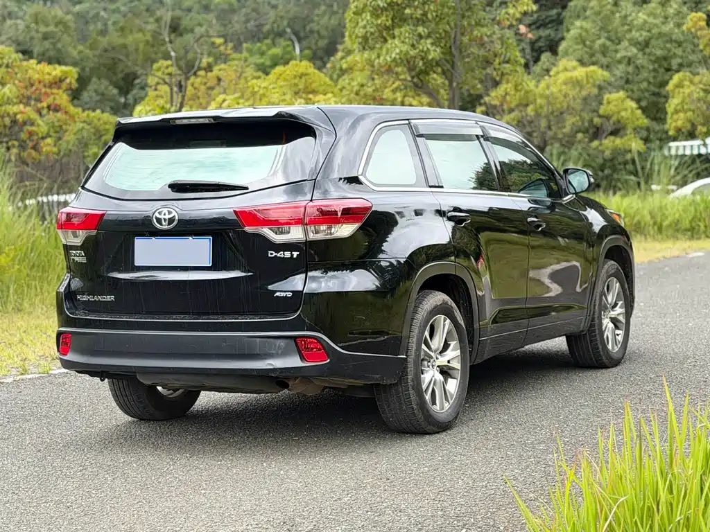 Toyota Highlander — миниатюра 3