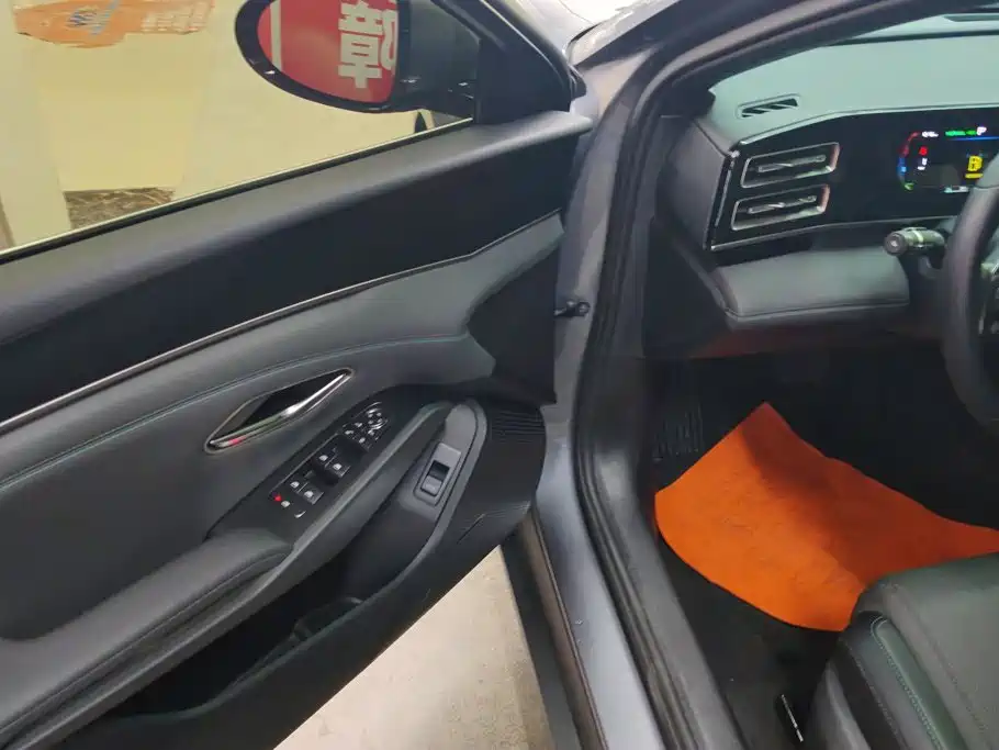 BYD Qin L — миниатюра 7