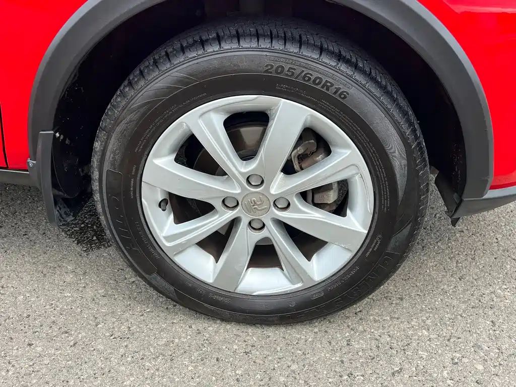 BYD Yuan — миниатюра 15