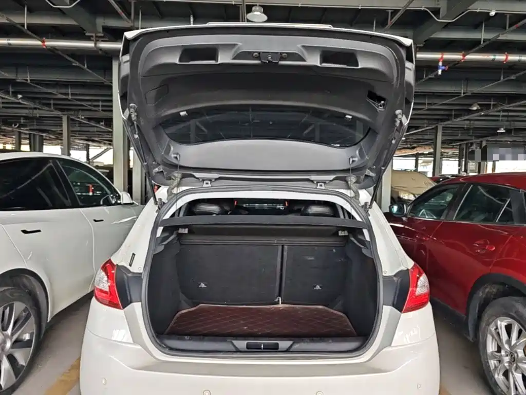 Peugeot 308S — миниатюра 19