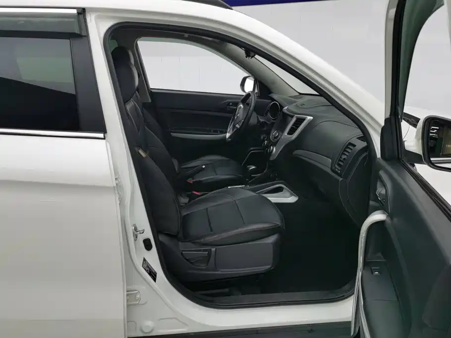 Changan CS35 — миниатюра 8