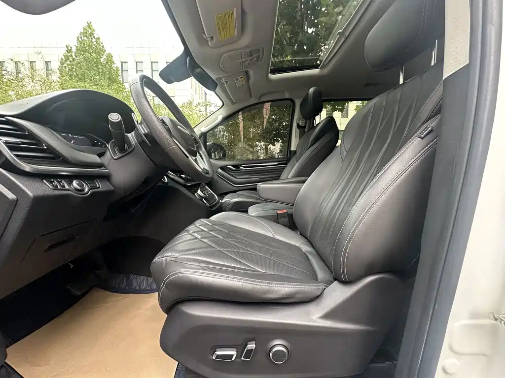 MAXUS G20 — миниатюра 20