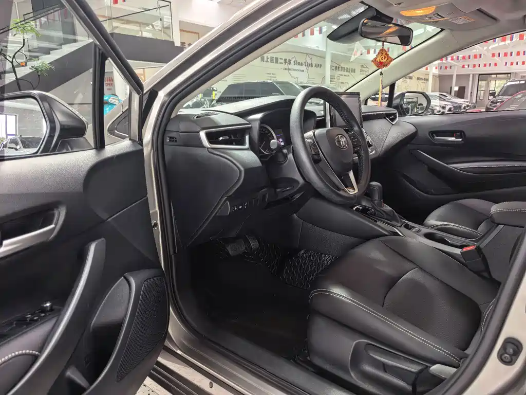 Toyota Corolla — миниатюра 8