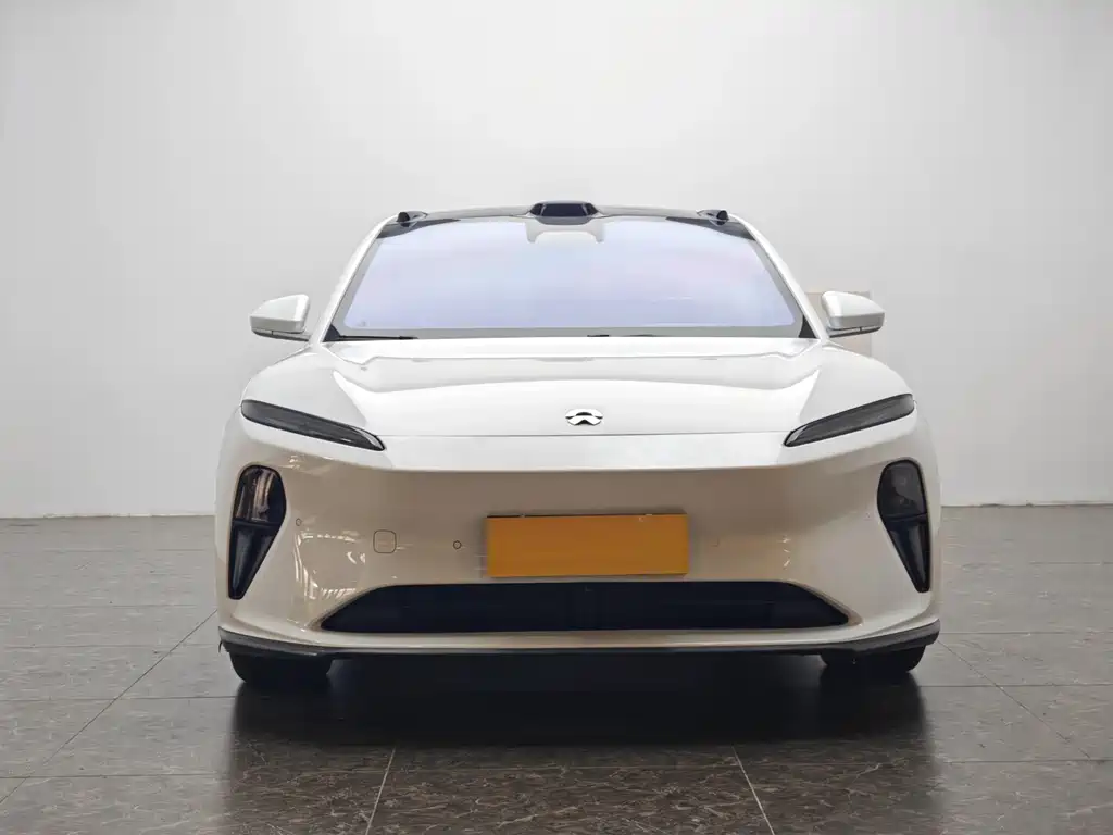 NIO NIO ET5T