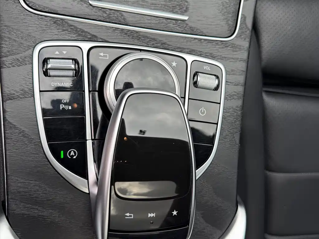 Mercedes-Benz C-Class — миниатюра 27