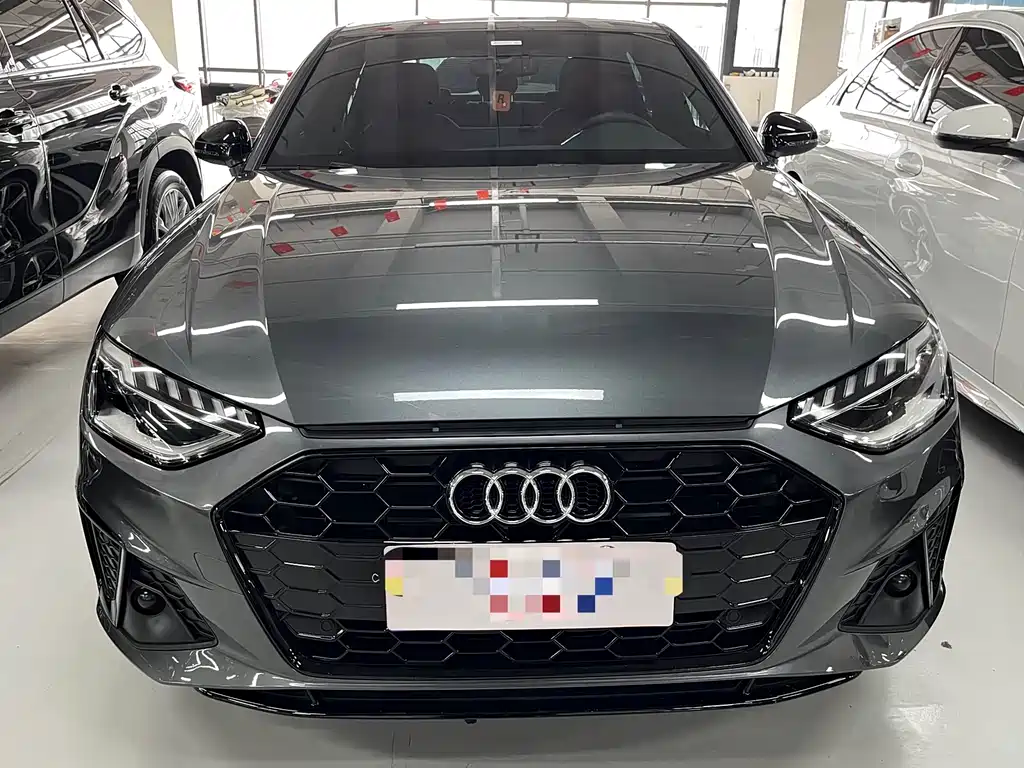 Audi A4L 2024 40 TFSI Luxury