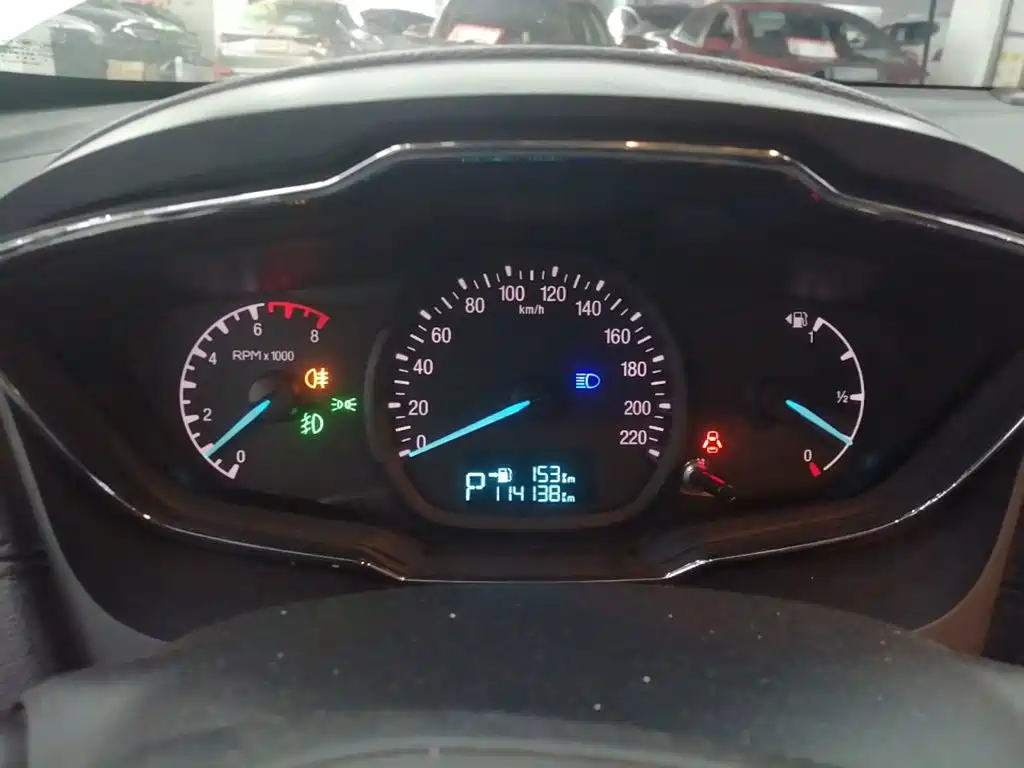 Ford Escort — миниатюра 12