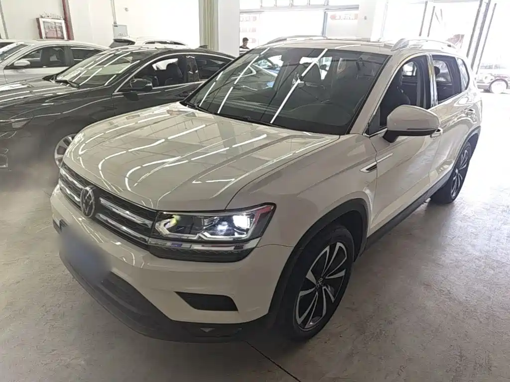 Volkswagen Tharu