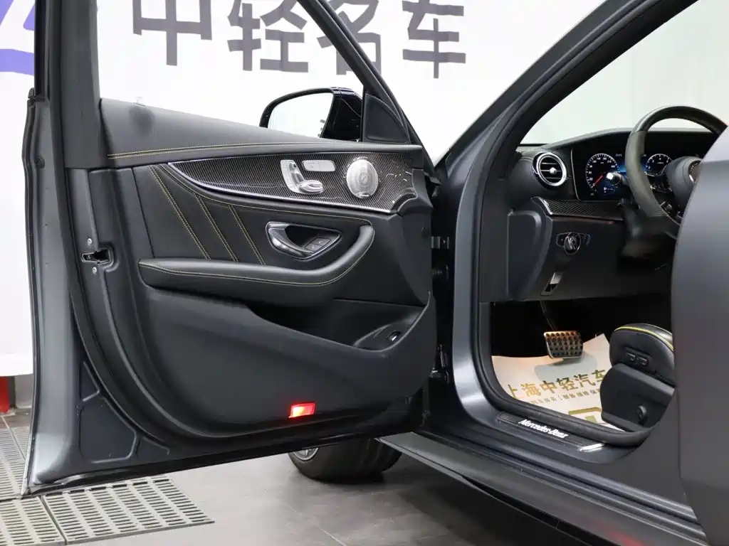 Mercedes-Benz E-Class AMG — миниатюра 5