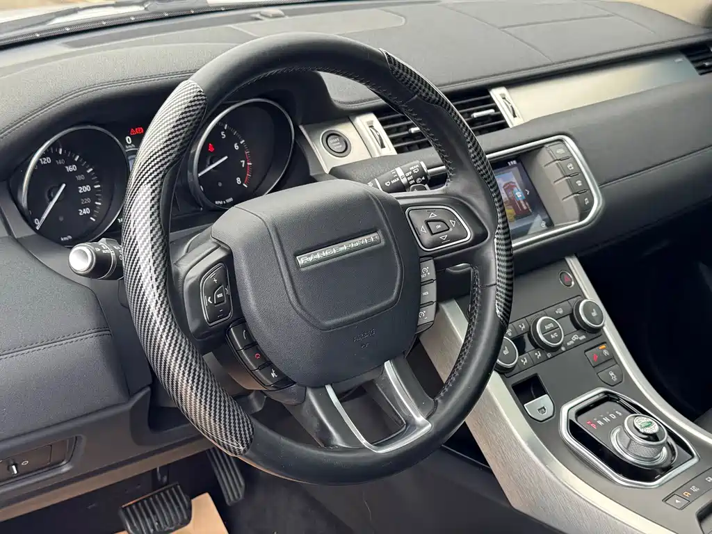 Land Rover Evoque — миниатюра 10