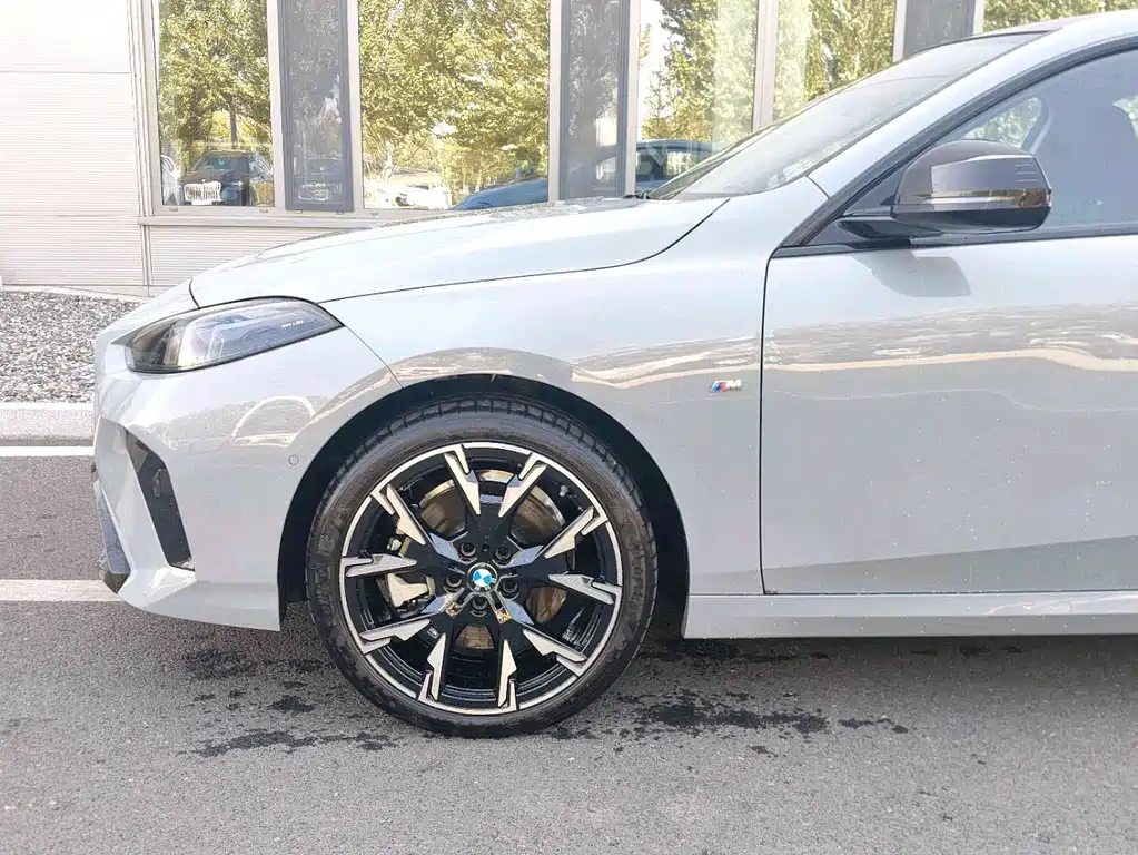 BMW 2 Series — миниатюра 6