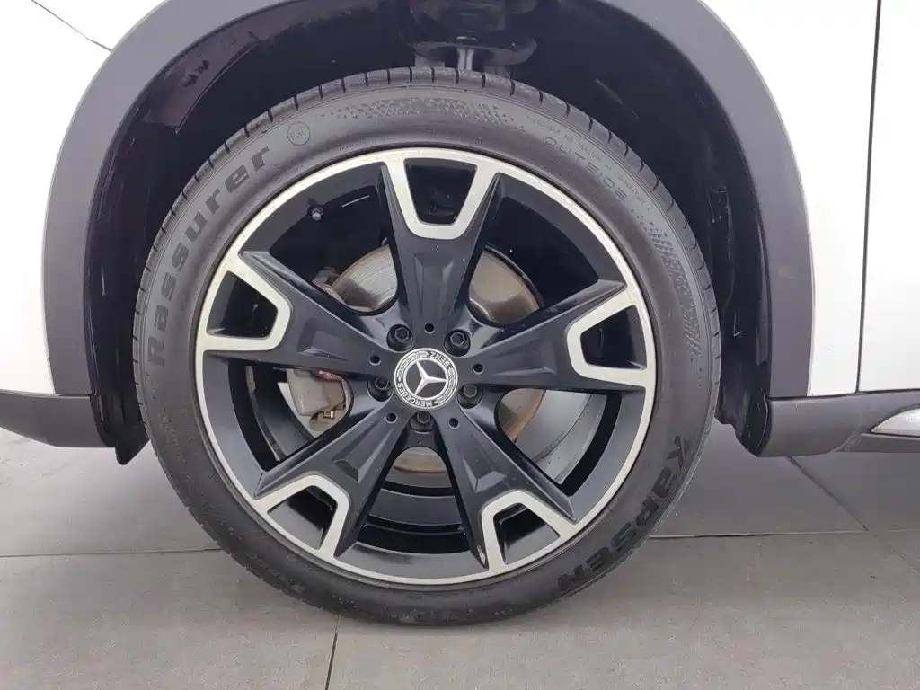 Mercedes-Benz GLA — миниатюра 17