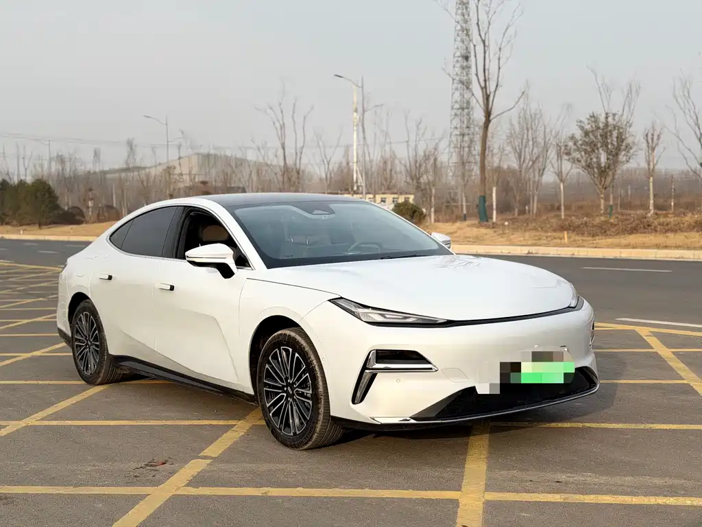 GEELY GALAXY GALAXY SPARKLE 8