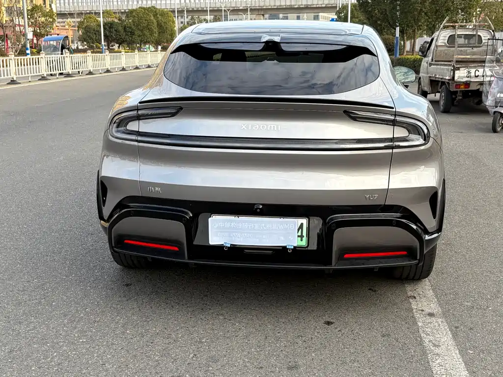 XIAOMI CAR XIAOMI YU7