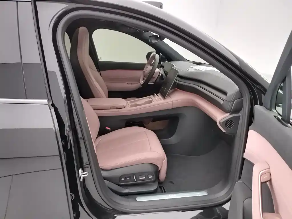 NIO EC6 — миниатюра 18