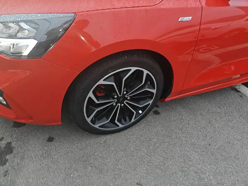 Ford Focus — миниатюра 23
