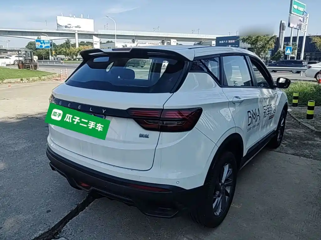 Geely Binyue — миниатюра 7