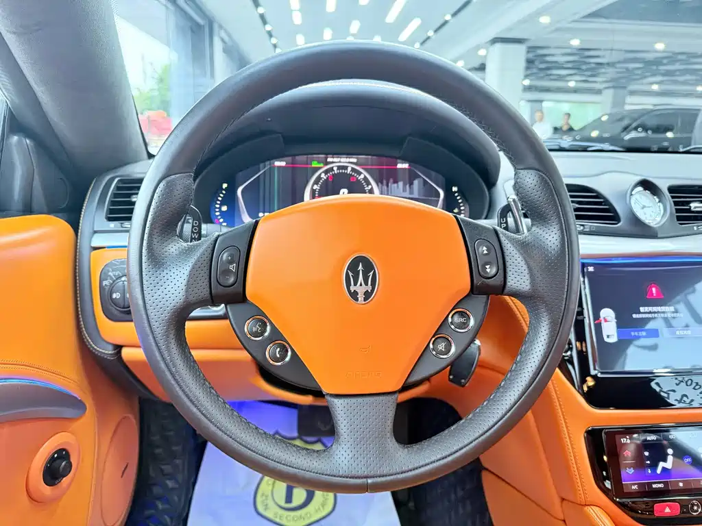 Maserati GranTurismo — миниатюра 9