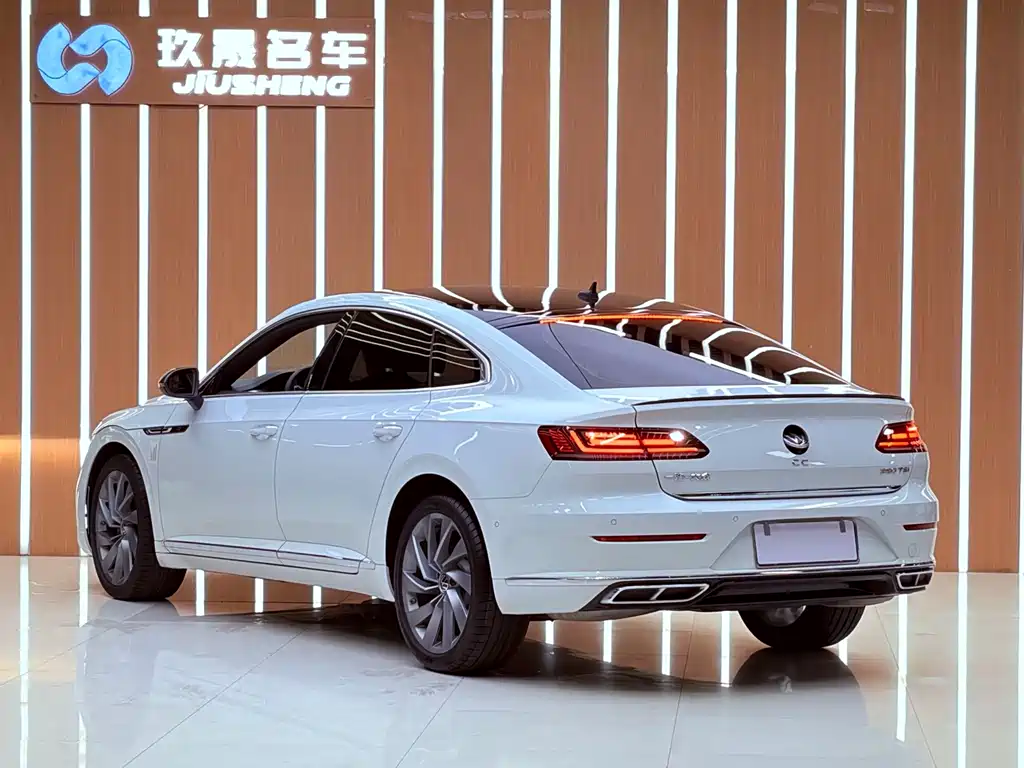 Volkswagen CC — миниатюра 13