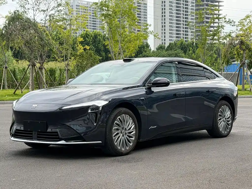 Buick Бьюик в Land L7